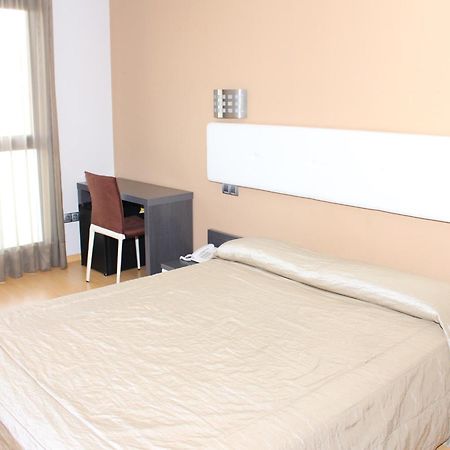 Hotel Ciutat D'Amposta Pokoj fotografie